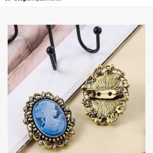 🛍️Vintage Gold-Plated Blue Cameo Brooch - Elegant Women’s Jewelry 2/$30